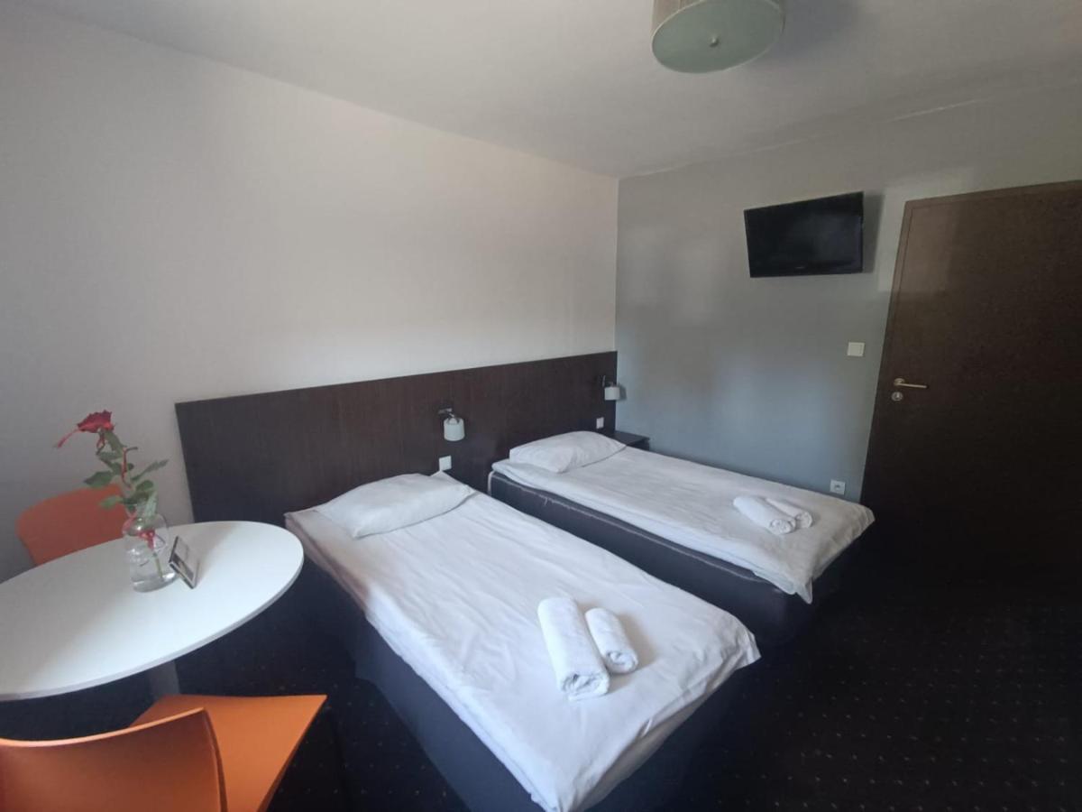 Aparthotel Strefa Budget Tychy Zewnętrze zdjęcie