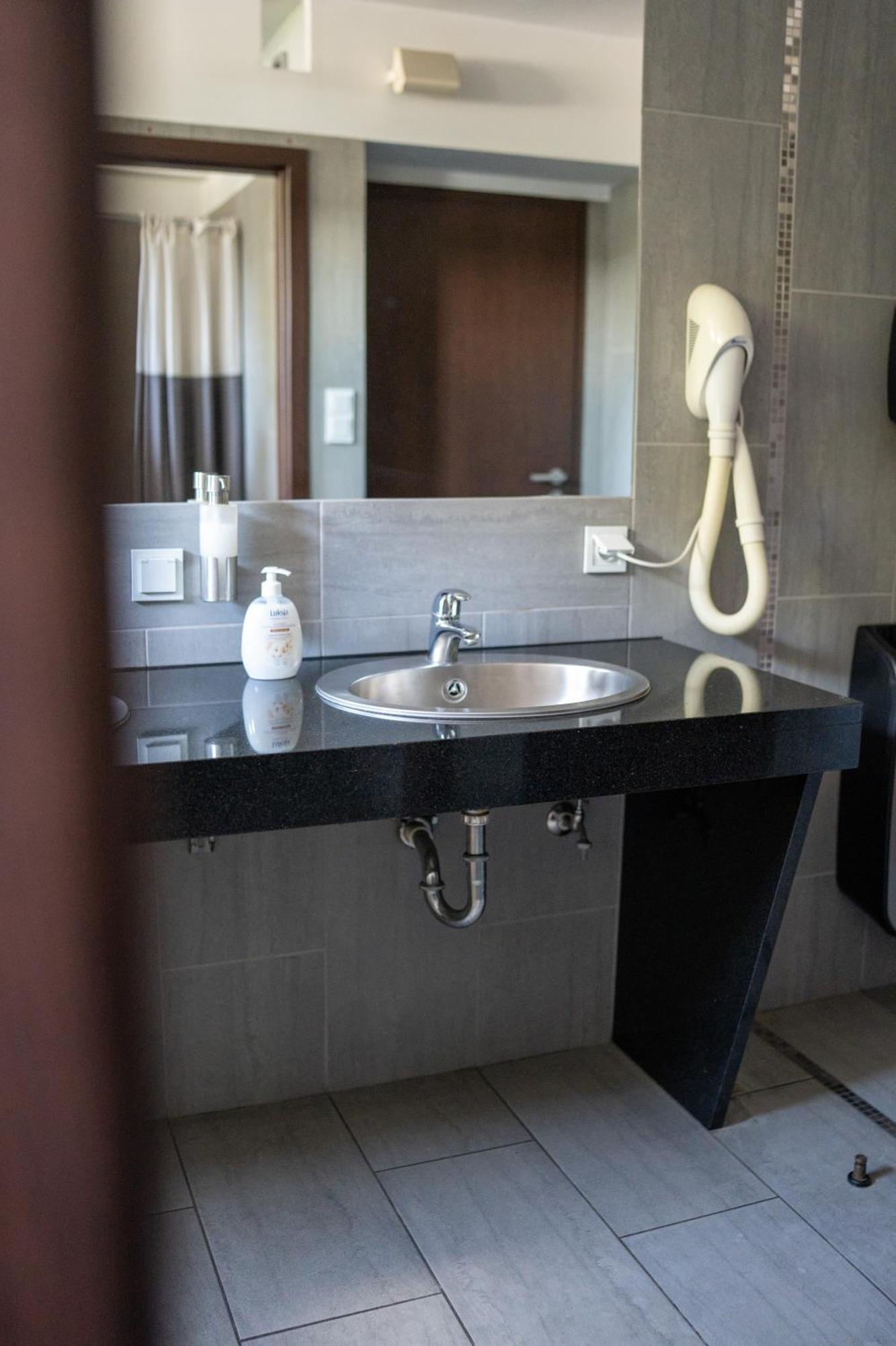Aparthotel Strefa Budget Tychy Zewnętrze zdjęcie